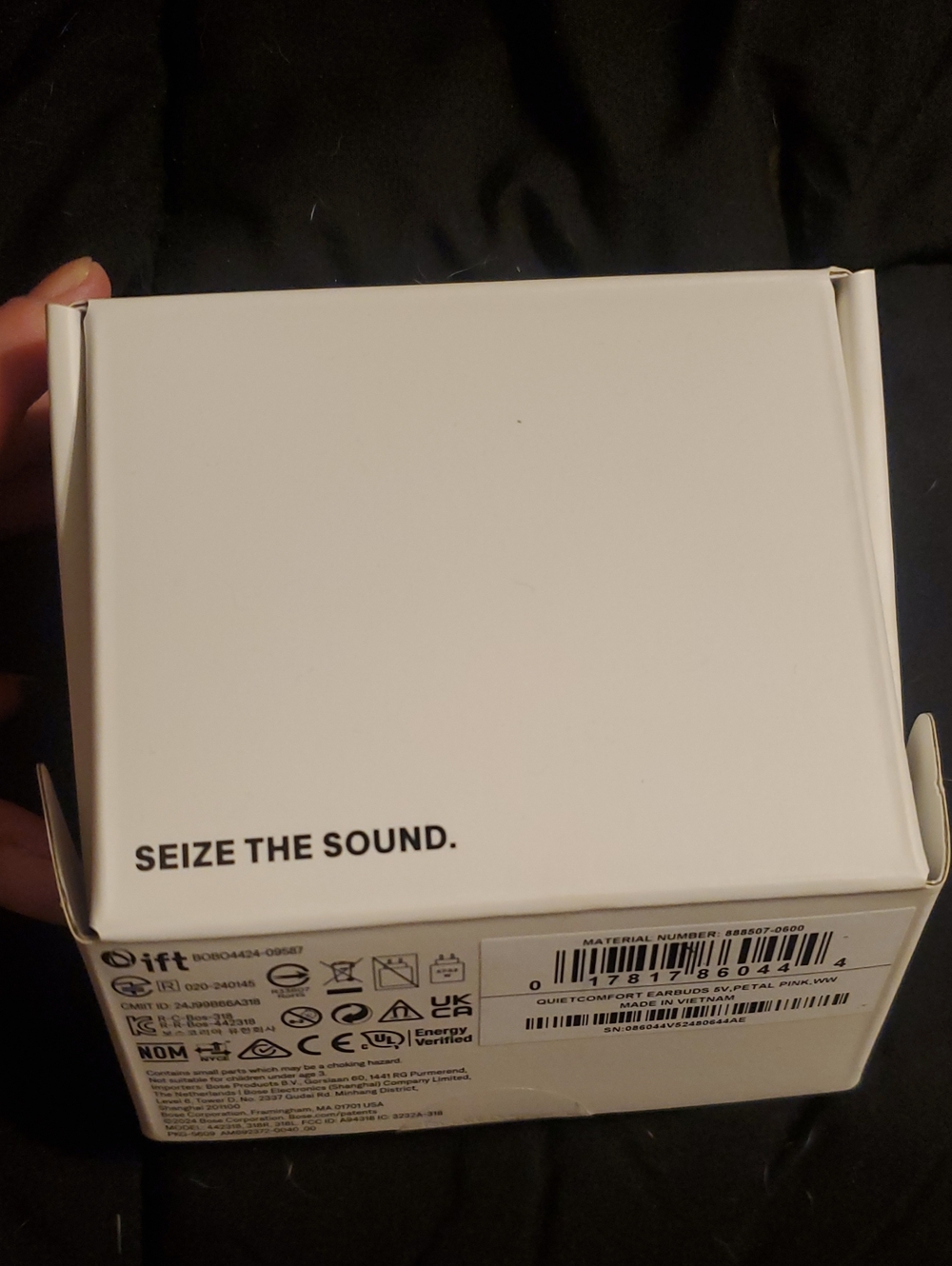 Bose Quiet Comfort Earbuds with Charging Case - Picture 4 of 6